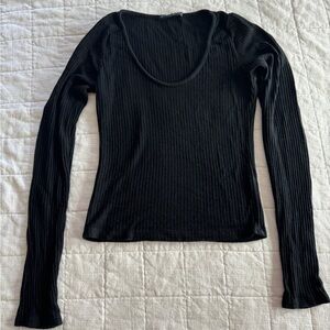 Brandy Melville Black Ribbed Long Sleeve Crop Top